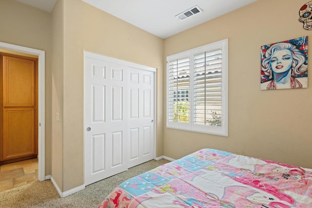 bedroom featuring a closet