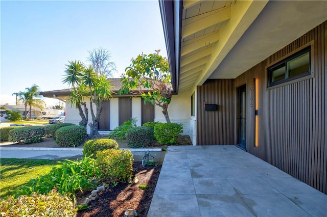 view of property entrance