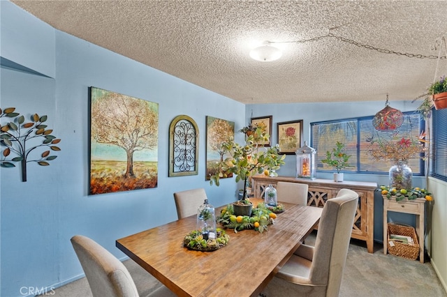 dining area with a textured ceiling, light carpet, and vaulted ceiling