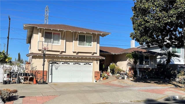 view of front facade featuring a garage