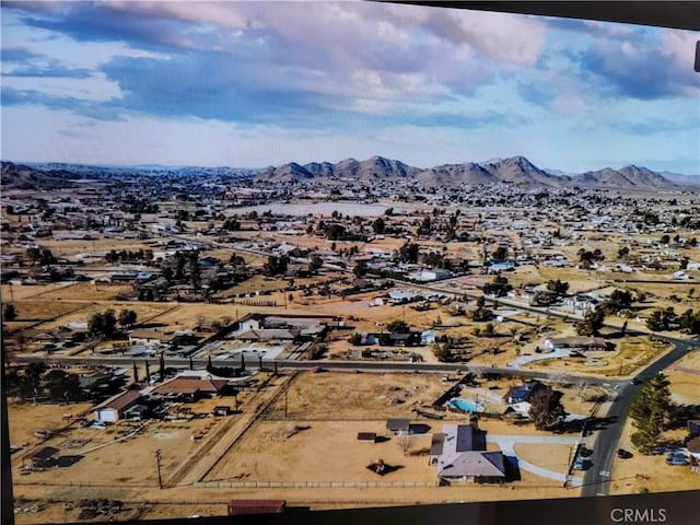 bird's eye view featuring a mountain view