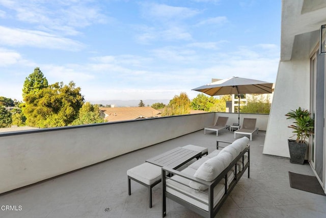 view of patio with an outdoor hangout area