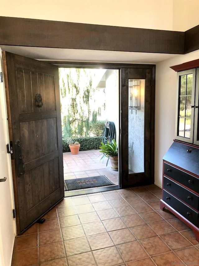 entryway featuring tile patterned floors