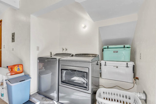 laundry room featuring washer and clothes dryer