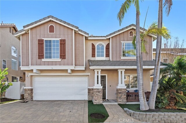 view of front of house with a garage