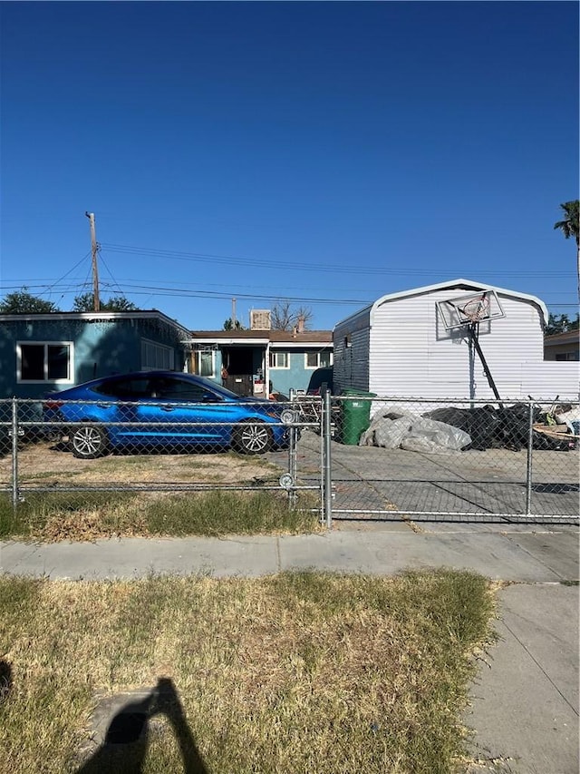 exterior space featuring a carport