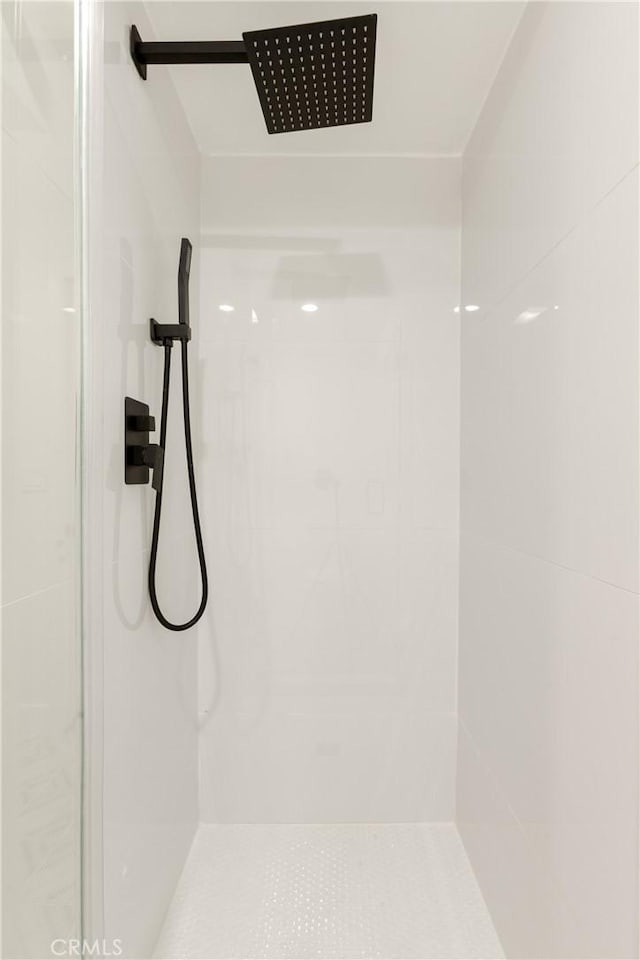 bathroom with walk in shower