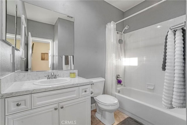 full bath with shower / bath combo with shower curtain, toilet, and vanity