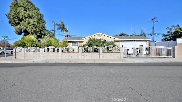 view of front of home featuring a garage