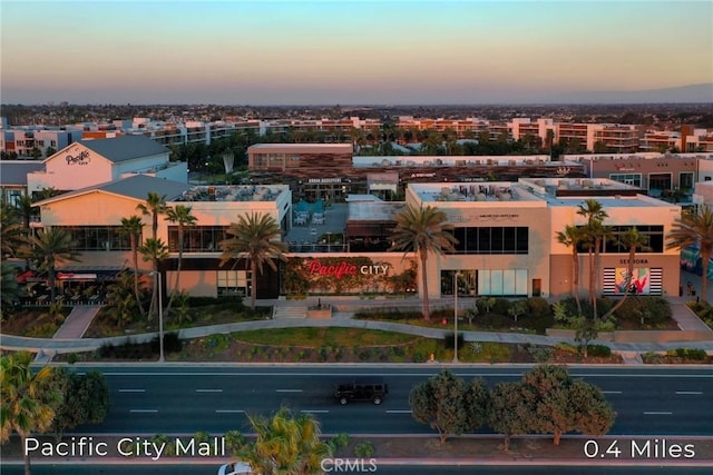 view of aerial view at dusk