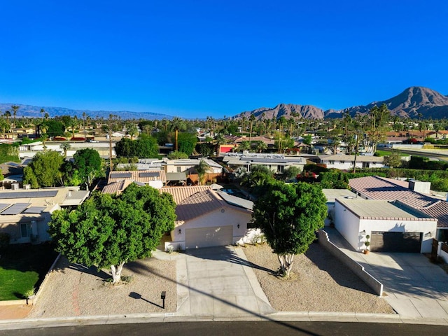 bird's eye view featuring a mountain view