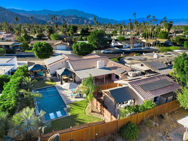 bird's eye view featuring a mountain view