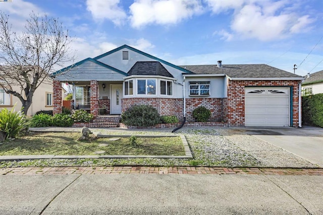 view of front of house featuring a garage