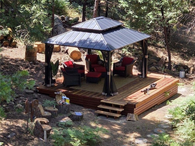 36555 Mudge Ranch Rd, Coarsegold, CA 93614 - wooden terrace with a gazebo