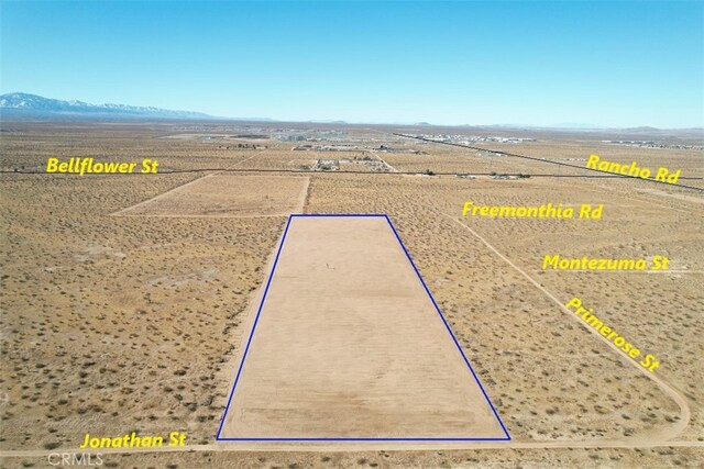 7 Jonathan St, Adelanto, CA 92301