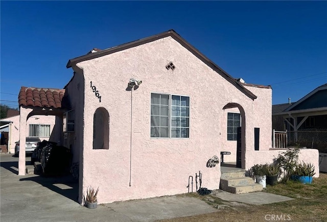 view of front of property