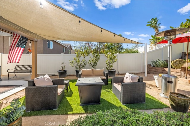 view of patio featuring outdoor lounge area