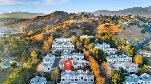 bird's eye view with a mountain view