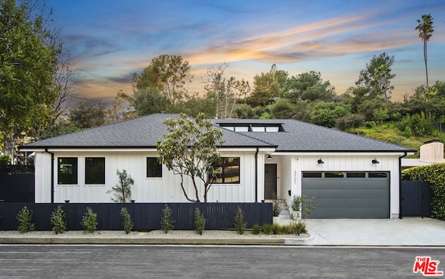 view of front facade with a garage