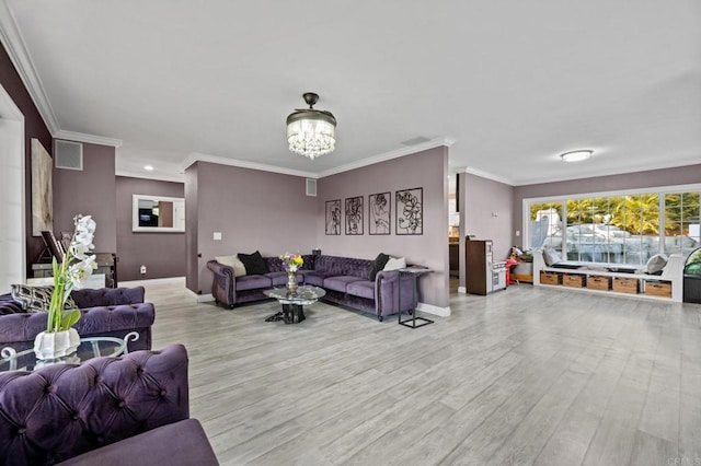 1404 E Mission Rd, Fallbrook, CA 92028 - living area with baseboards, wood finished floors, a chandelier, crown molding, and recessed lighting