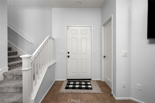 view of tiled foyer