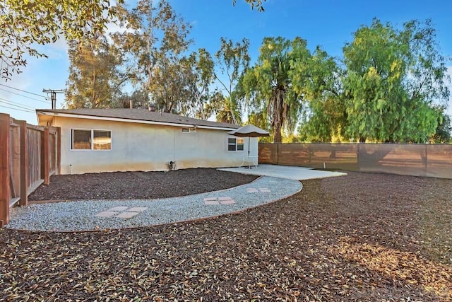 view of yard with a patio