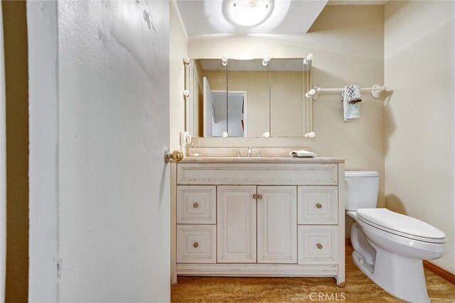 396 S Miraleste Dr Unit 512, San Pedro, CA 90732 - bathroom with toilet and vanity