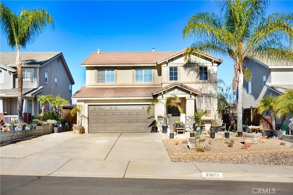 view of front of house with a garage