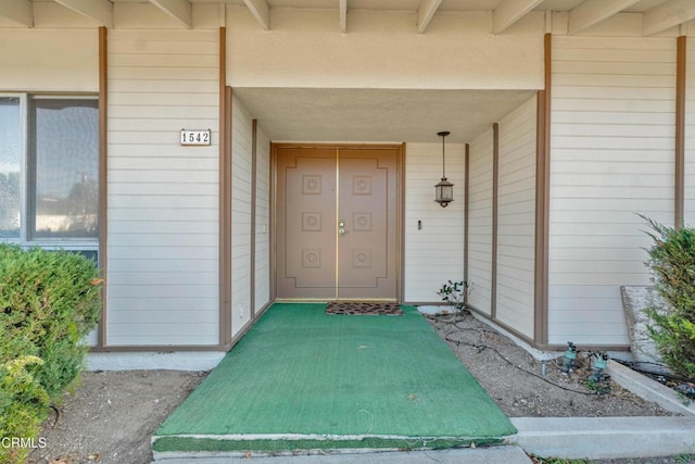 view of property entrance