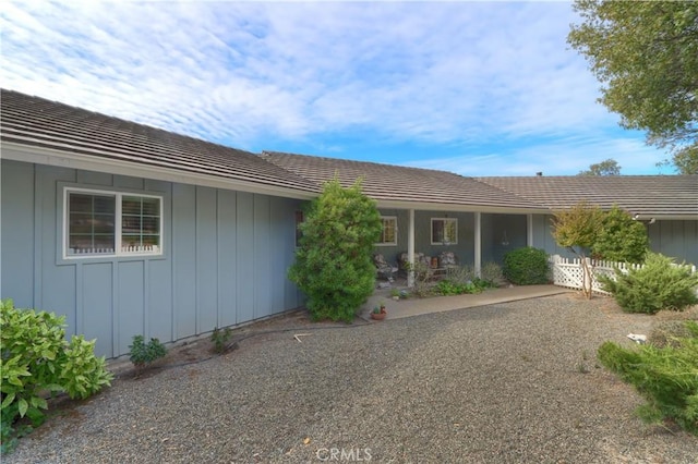 view of front of property with a patio area