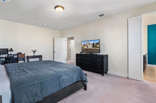 view of carpeted bedroom