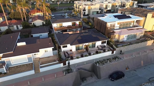 birds eye view of property featuring a residential view