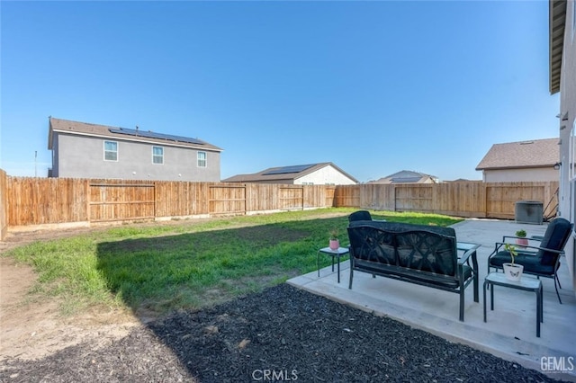 view of yard with a patio area