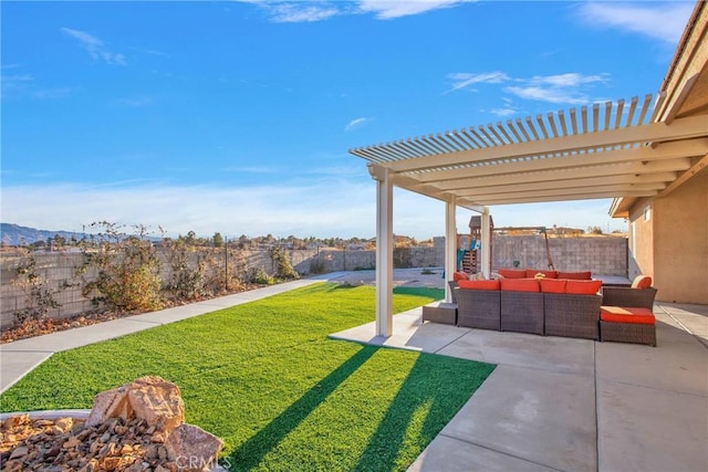 view of yard with an outdoor hangout area, a patio area, and a pergola