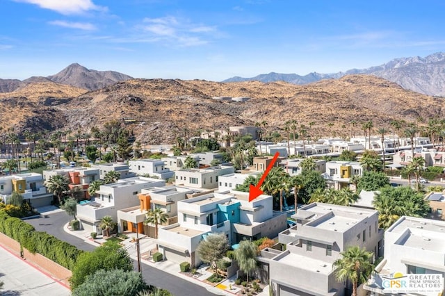 bird's eye view featuring a mountain view