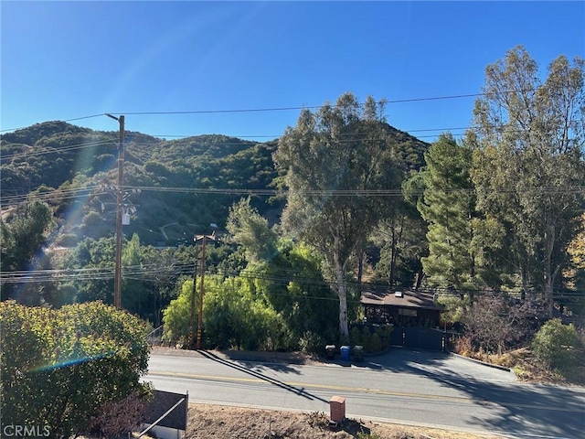 Listing photo 3 for 24638 Mulholland Hwy, Calabasas CA 91302