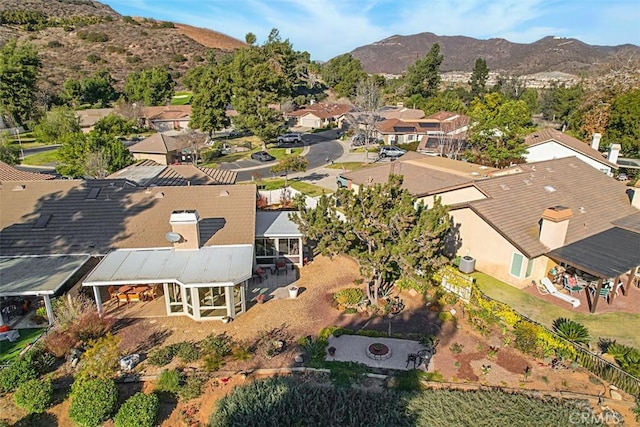 bird's eye view with a mountain view