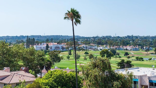 view of home's community featuring view of golf course