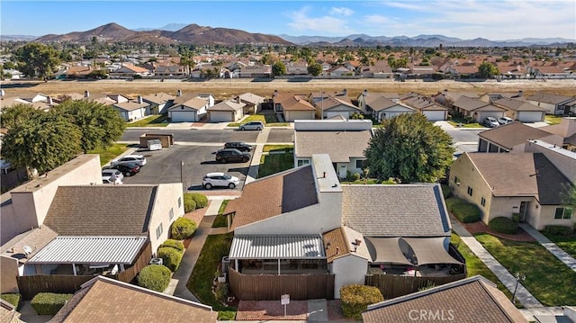 bird's eye view featuring a mountain view