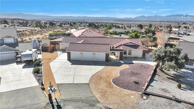 bird's eye view featuring a mountain view