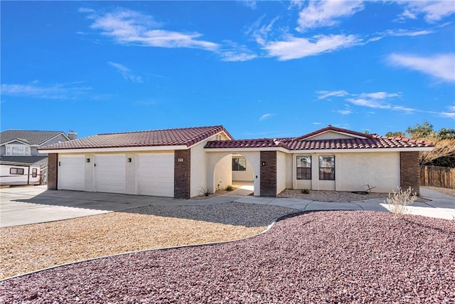 view of front of house featuring a garage