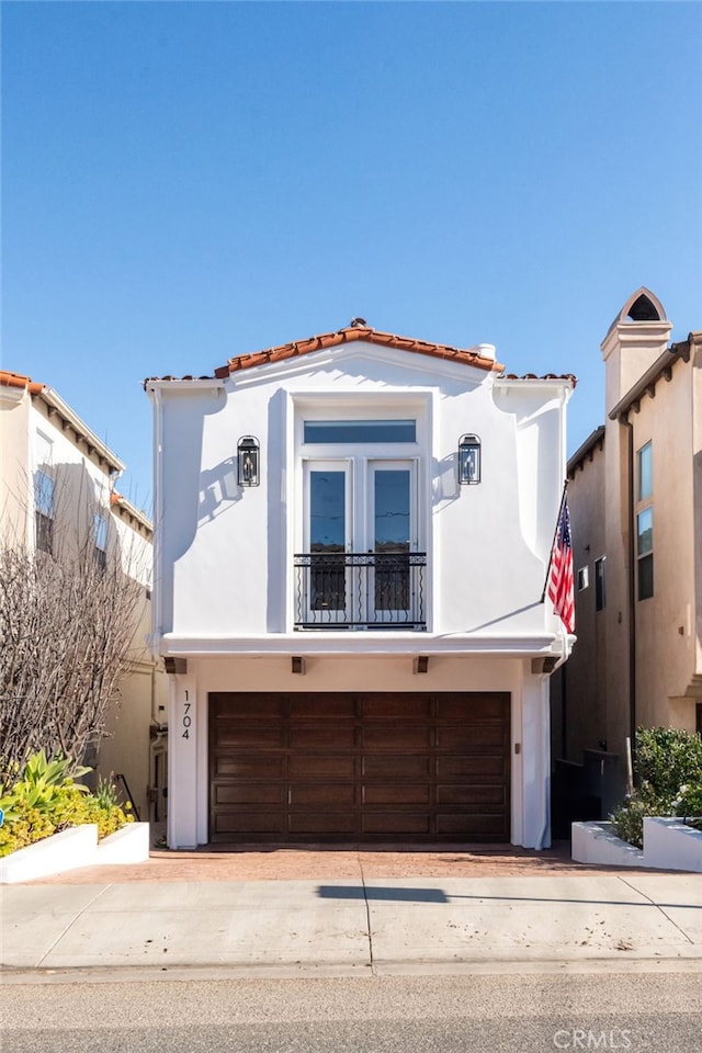 view of front of house with a garage