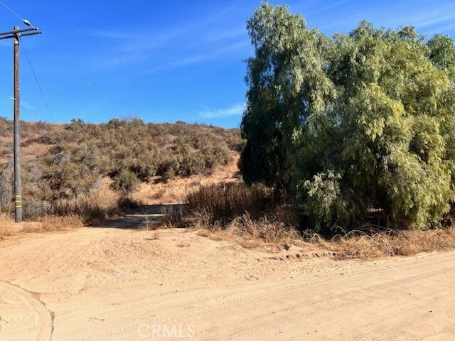 24260 Locust St, Wildomar, CA 92584 - photo 4