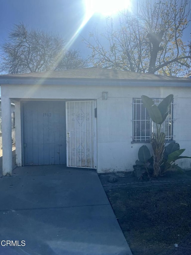 view of front of property