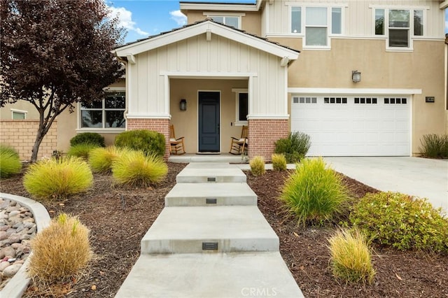 view of front of house with a garage