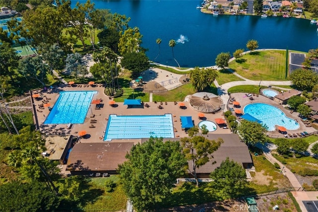 bird's eye view with a water view