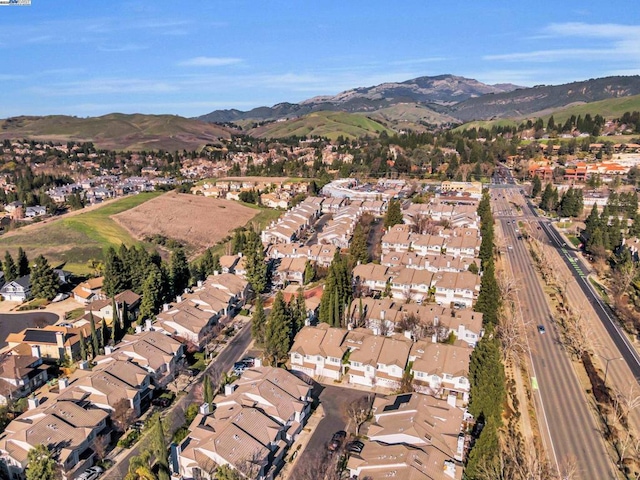 bird's eye view featuring a mountain view