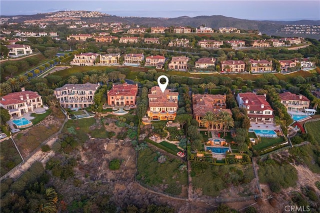 bird's eye view featuring a mountain view