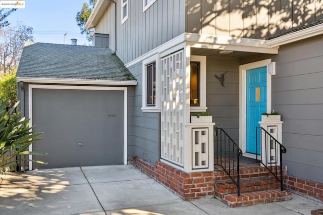 property entrance featuring a garage