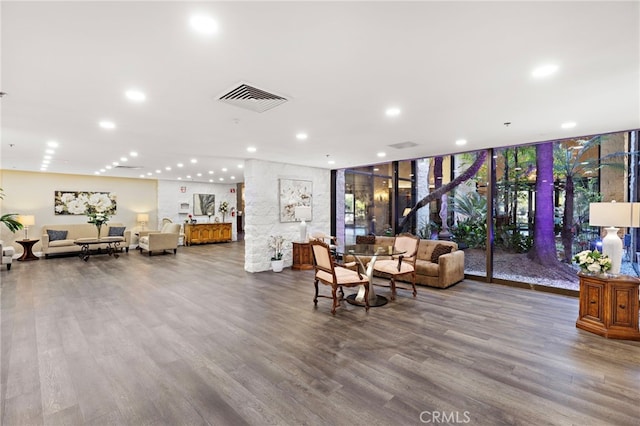 24055 Paseo Del Lago Unit 103, Laguna Woods, CA 92637 - lobby with visible vents